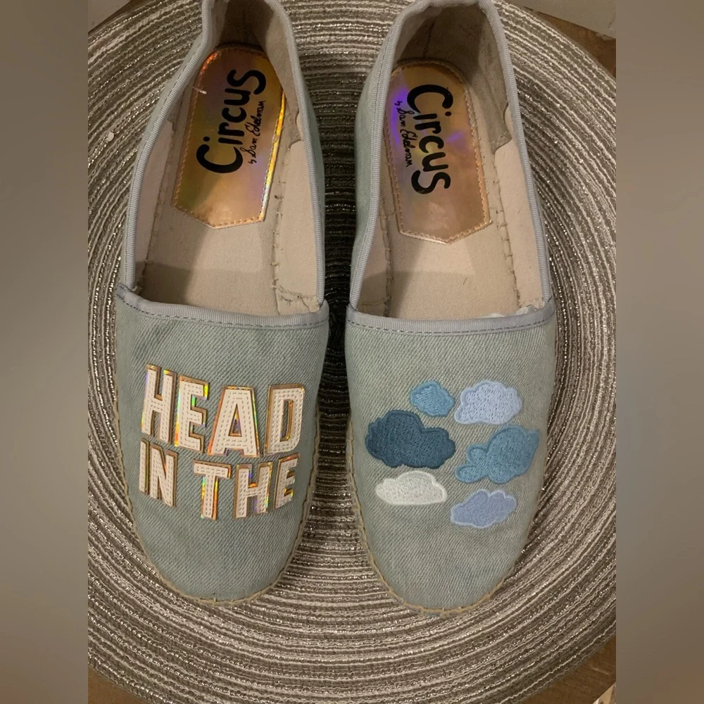 Sam Edelman Circus Lenni-31 “Head in the ☁️ “canvas denim slip ons size 8.5